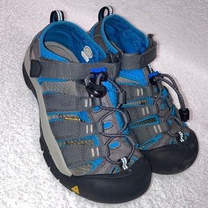 Keen Big Kids Newport H2 WTPF Sandals US 2 Blue/Gray Hiking Shoes